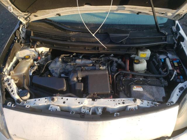 Photo 11 from auction – 2013 TOYOTA PRIUS with VIN JTDKN3DU8D5550855