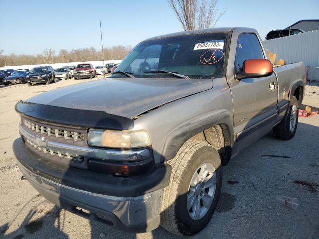 CHEVROLET SILVERADO 2000 with VIN 1GCEK14V6YZ218821 - Photo from auction