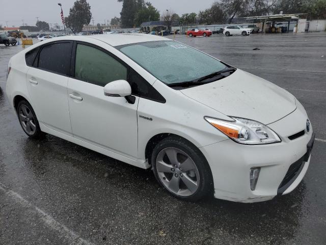 Photo 4 from auction – 2015 TOYOTA PRIUS with VIN JTDKN3DU6F0430603