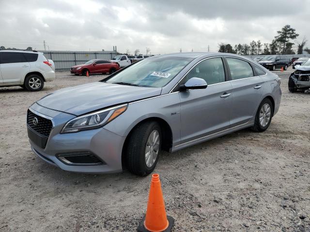 HYUNDAI SONATA HYB 2016 with VIN KMHE24L16GA015887 - Photo from auction
