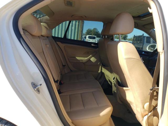 Photo 10 from auction – 2007 VOLKSWAGEN JETTA WOLF with VIN 3VWEF71K97M175543