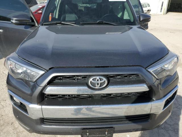 Photo 11 from auction – 2018 TOYOTA 4RUNNER SR with VIN JTEBU5JR9J5609823