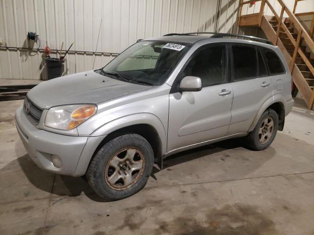 TOYOTA RAV4 2005 مع رقم تعريف المركبة JTEHD20V956027244 - صورة من المزاد
