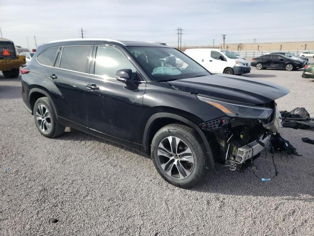 Photo 4 from auction – 2022 TOYOTA HIGHLANDER with VIN 5TDGZRAH6NS551955