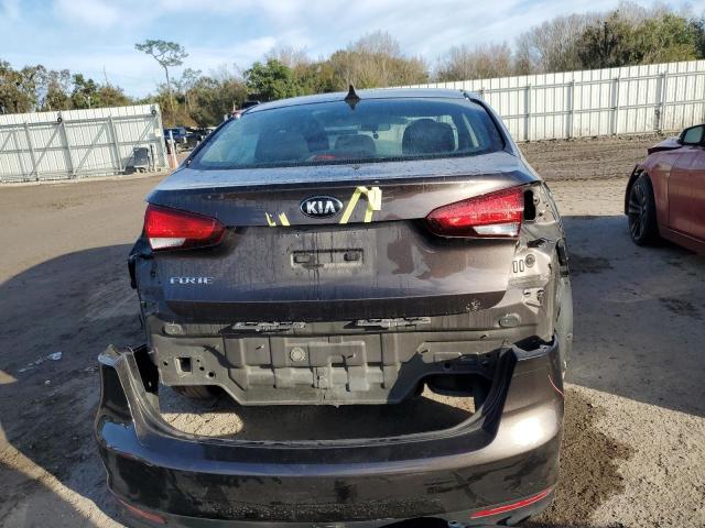 Photo 6 from auction – 2018 KIA FORTE LX with VIN 3KPFK4A76JE219951