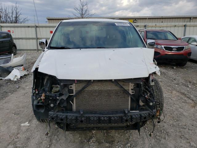 Photo 5 from auction – 2016 CHRYSLER TOWN & COU with VIN 2C4RC1JG9GR232659