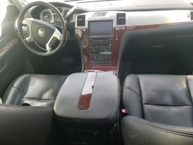 Photo 8 from auction – 2010 CADILLAC ESCALADE L with VIN 1GYUKBEF3AR133587