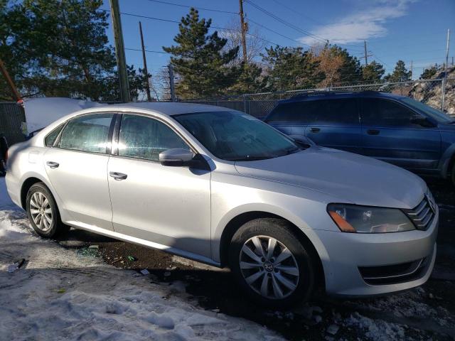 Photo 4 from auction – 2013 VOLKSWAGEN PASSAT with VIN 1VWAH7A37DC110107
