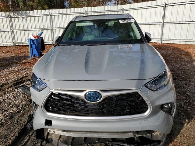 Photo 5 from auction – 2022 TOYOTA HIGHLANDER with VIN 5TDAARAH8NS509820