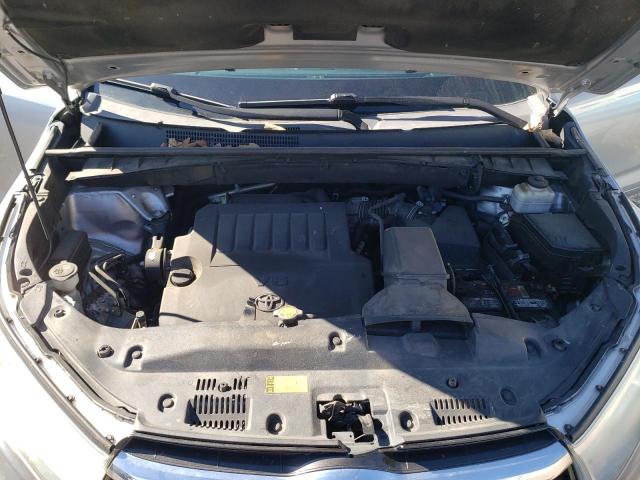 Photo 12 from auction – 2015 TOYOTA HIGHLANDER with VIN 5TDYKRFH4FS089933