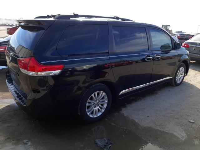 Photo 3 from auction – 2012 TOYOTA SIENNA XLE with VIN 5TDYK3DC9CS264936