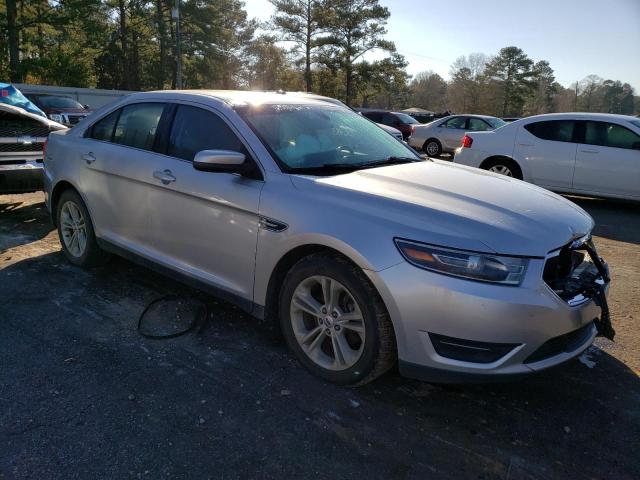 Photo 4 from auction – 2015 FORD TAURUS SEL with VIN 1FAHP2E8XFG165391