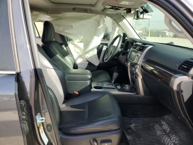 Photo 7 from auction – 2018 TOYOTA 4RUNNER SR with VIN JTEBU5JR9J5609823