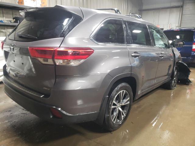 Foto 3 de la subasta – 2017 TOYOTA HIGHLANDER con VIN 5TDBZRFHXHS370588