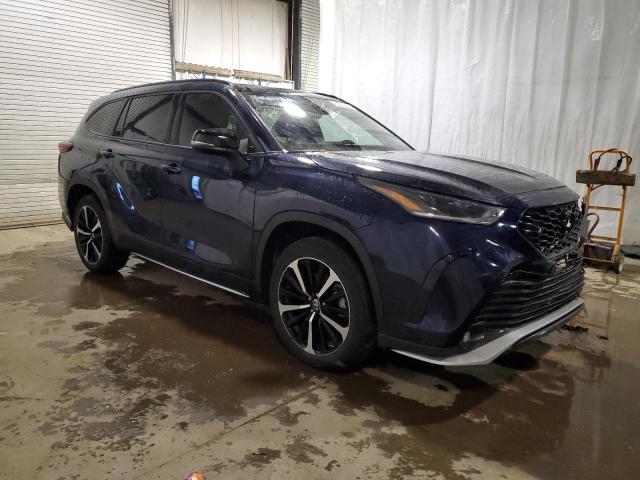 Photo 4 from auction – 2022 TOYOTA HIGHLANDER with VIN 5TDLZRBH9NS169058