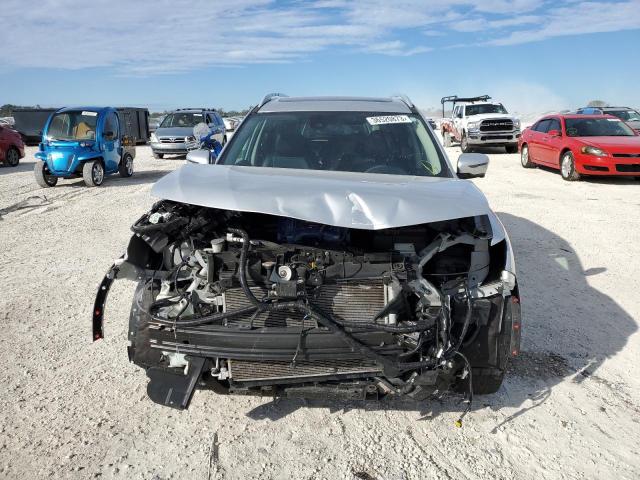 Photo 5 from auction – 2017 NISSAN ROGUE S with VIN 5N1AT2MT1HC751643
