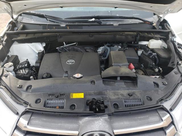 Photo 12 from auction – 2019 TOYOTA HIGHLANDER with VIN 5TDDZRFH4KS952458