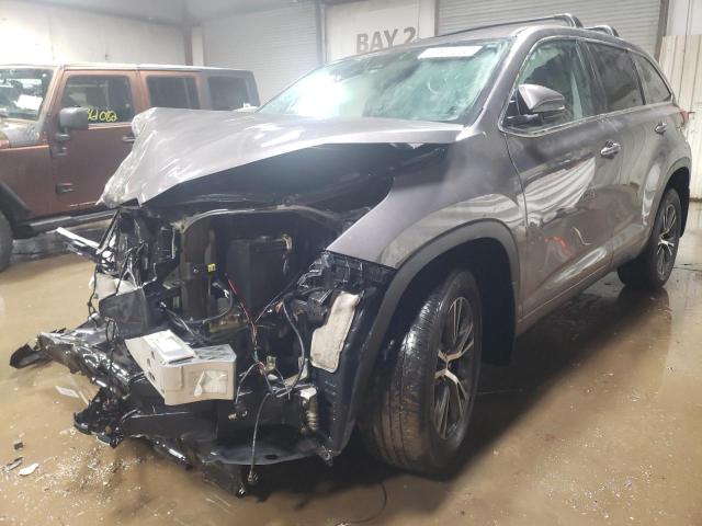 TOYOTA HIGHLANDER 2017 con VIN 5TDBZRFHXHS370588 - Foto de la subasta