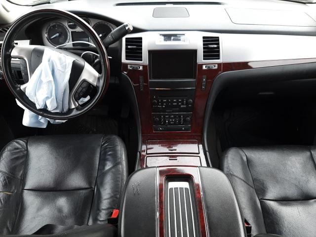 Photo 8 from auction – 2011 CADILLAC ESCALADE E with VIN 1GYS4JEF4BR136088