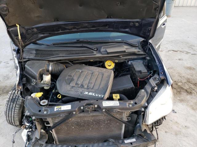 Photo 12 from auction – 2015 CHRYSLER TOWN & COU with VIN 2C4RC1JG1FR728778