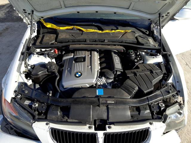 Photo 11 from auction – 2006 BMW 325 I AUTO with VIN WBAVB17566NK33803