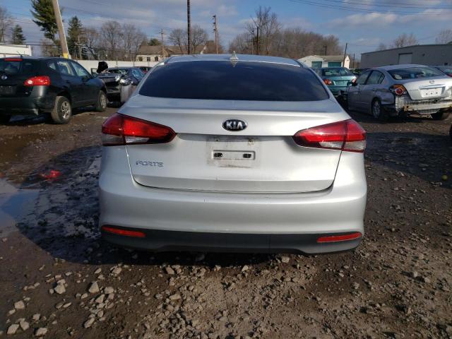 Photo 6 from auction – 2017 KIA FORTE LX with VIN 3KPFK4A76HE087851
