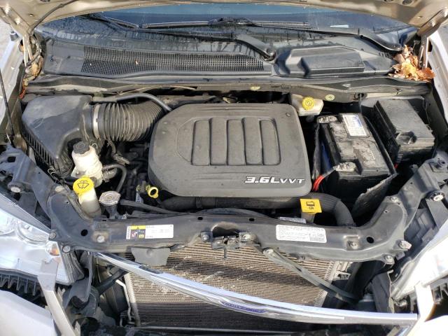 Photo 12 from auction – 2013 CHRYSLER TOWN & COU with VIN 2C4RC1BG3DR711525