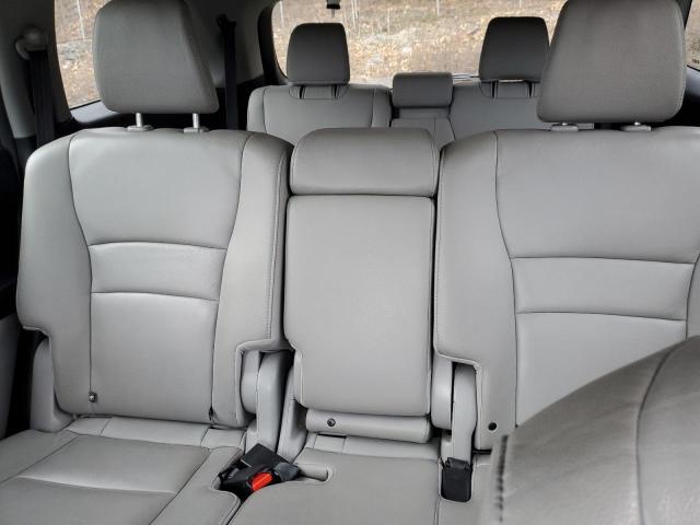 Photo 10 from auction – 2017 HONDA PILOT EXL with VIN 5FNYF6H51HB045756