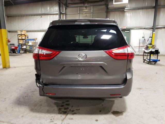 Photo 6 from auction – 2017 TOYOTA SIENNA XLE with VIN 5TDYZ3DC3HS821407
