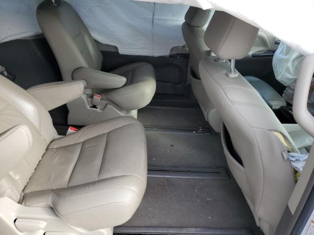 Photo 11 from auction – 2016 TOYOTA SIENNA XLE with VIN 5TDDK3DC1GS132841
