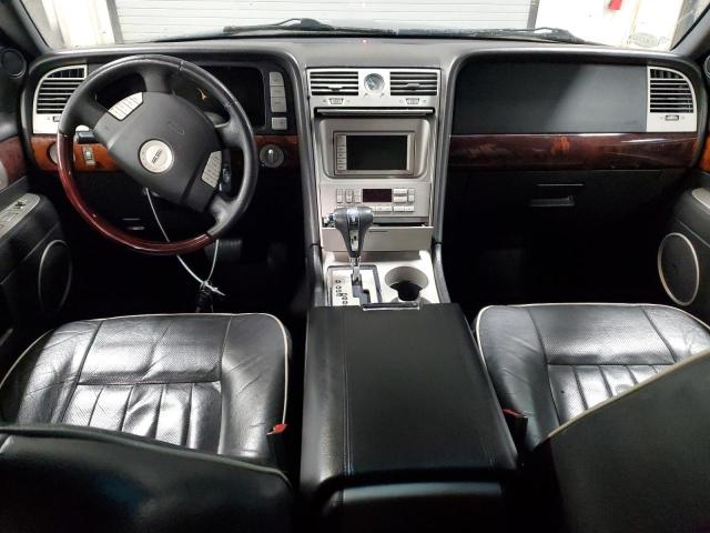 Photo 8 from auction – 2006 LINCOLN NAVIGATOR with VIN 5LMFU28596LJ07851