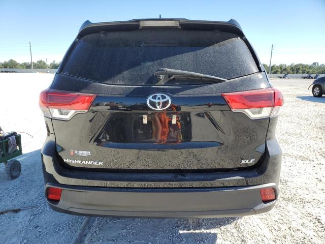 Photo 6 from auction – 2017 TOYOTA HIGHLANDER with VIN 5TDKZRFHXHS524152