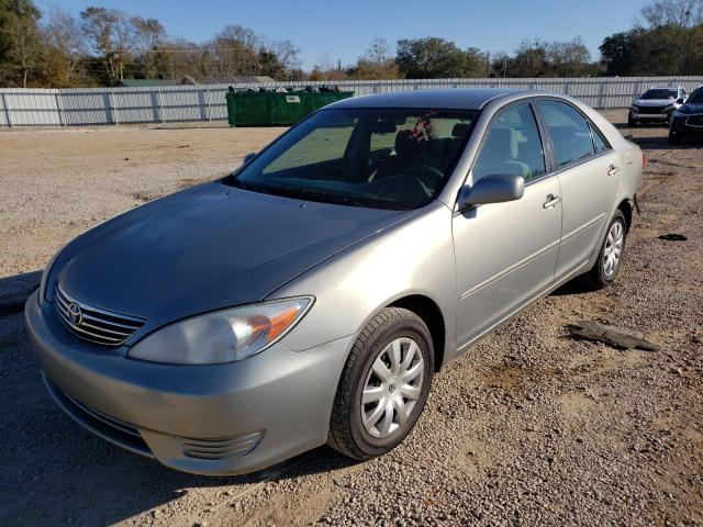 TOYOTA CAMRY LE 2005 with VIN 4T1BE32K85U600402 - Photo from auction