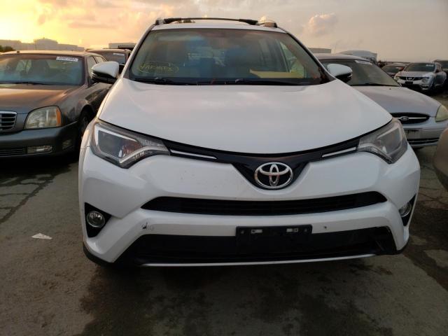 Photo 5 from auction – 2016 TOYOTA RAV4 XLE with VIN 2T3RFREV2GW418578