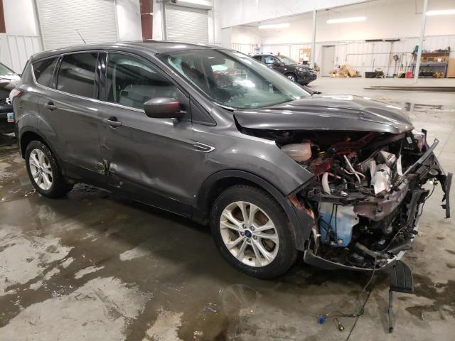 Photo 4 from auction – 2017 FORD ESCAPE SE with VIN 1FMCU9GD3HUD11517