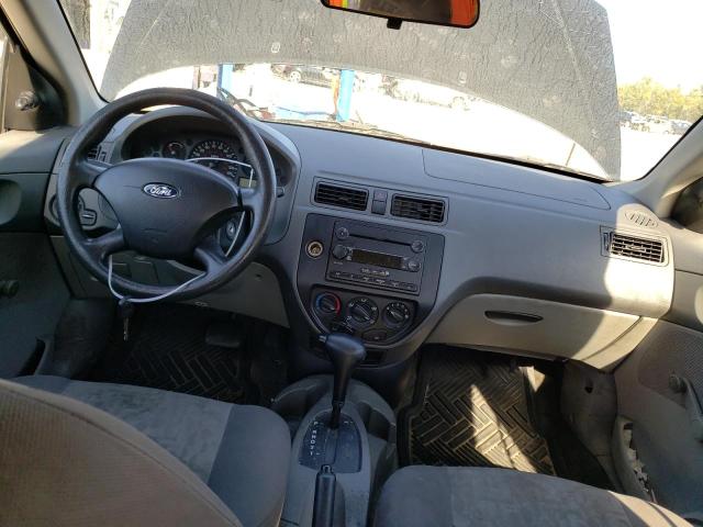 Photo 8 from auction – 2005 FORD FOCUS ZX4 with VIN 1FAFP34N75W129537