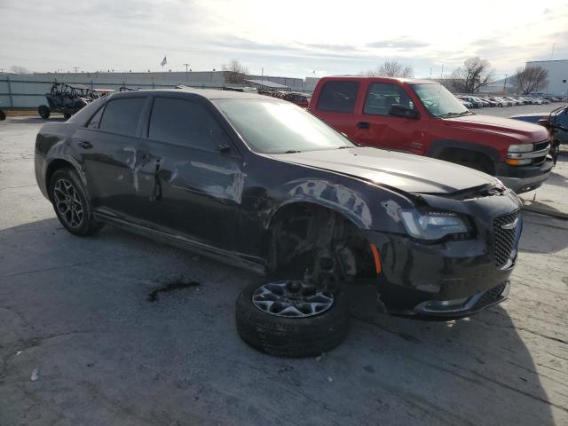 Photo 4 from auction – 2016 CHRYSLER 300 S with VIN 2C3CCAGG5GH217065
