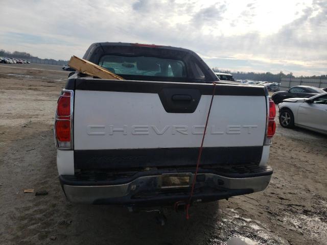 Photo 6 from auction – 2004 CHEVROLET AVALANCHE with VIN 3GNEC12T64G156319