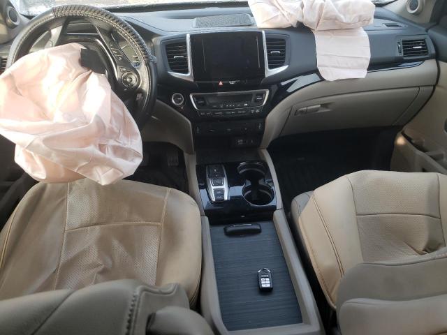 Photo 8 from auction – 2018 HONDA PILOT TOUR with VIN 5FNYF6H97JB012379