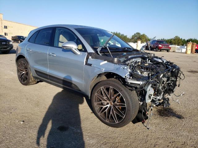 Photo 4 from auction – 2022 PORSCHE MACAN with VIN WP1AA2A53NLB10441