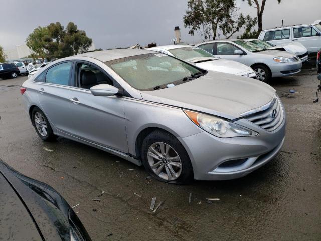 Photo 4 from auction – 2011 HYUNDAI SONATA GLS with VIN 5NPEB4AC0BH217182