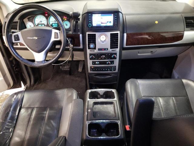 Photo 8 from auction – 2009 CHRYSLER TOWN & COU with VIN 2A8HR54169R661245