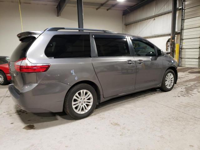 Photo 3 from auction – 2017 TOYOTA SIENNA XLE with VIN 5TDYZ3DC3HS821407