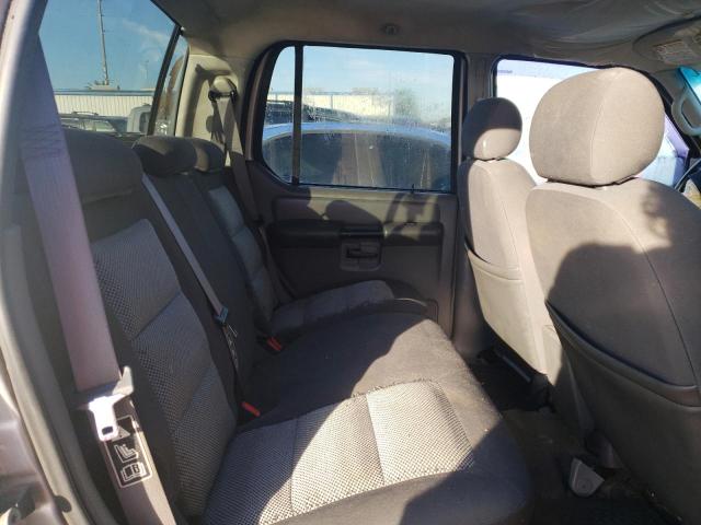 Photo 11 from auction – 2004 FORD EXPLORER S with VIN 1FMZU67KX4UA70749