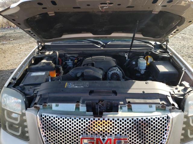 Photo 12 from auction – 2008 GMC YUKON with VIN 1GKFC13078R110414