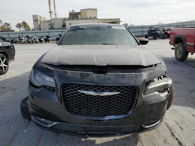 Photo 5 from auction – 2016 CHRYSLER 300 S with VIN 2C3CCAGG5GH217065