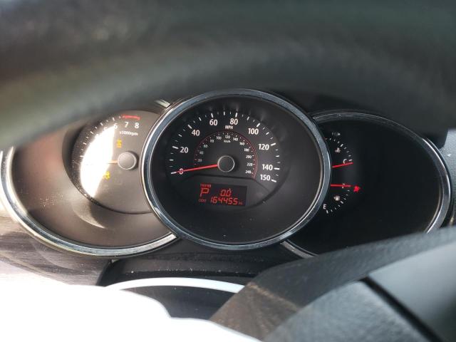 Photo 9 from auction – 2011 KIA SORENTO BA with VIN 5XYKTDA22BG050239