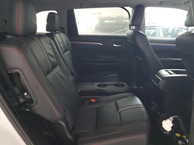 Photo 11 from auction – 2019 TOYOTA HIGHLANDER with VIN 5TDJZRFHXKS624075