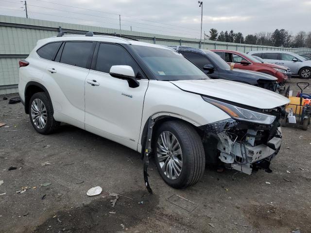 Photo 4 from auction – 2021 TOYOTA HIGHLANDER with VIN 5TDEBRCH5MS054919