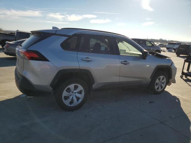 Photo 3 from auction – 2019 TOYOTA RAV4 LE with VIN JTMH1RFV3KD504934